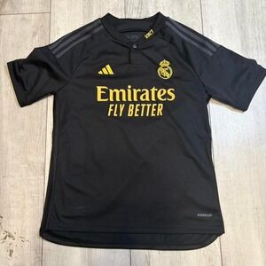Adidas Real Madrid black jersey kids  13-14Y can fit XS women's